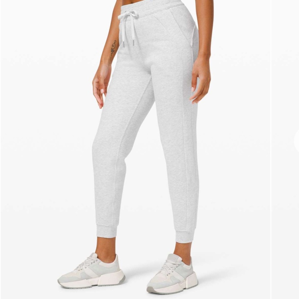 Lululemon Scuba Joggers Heather Gray Size 2/4 (Estimated) Fleece Sweatpants - Picture 5 of 5
